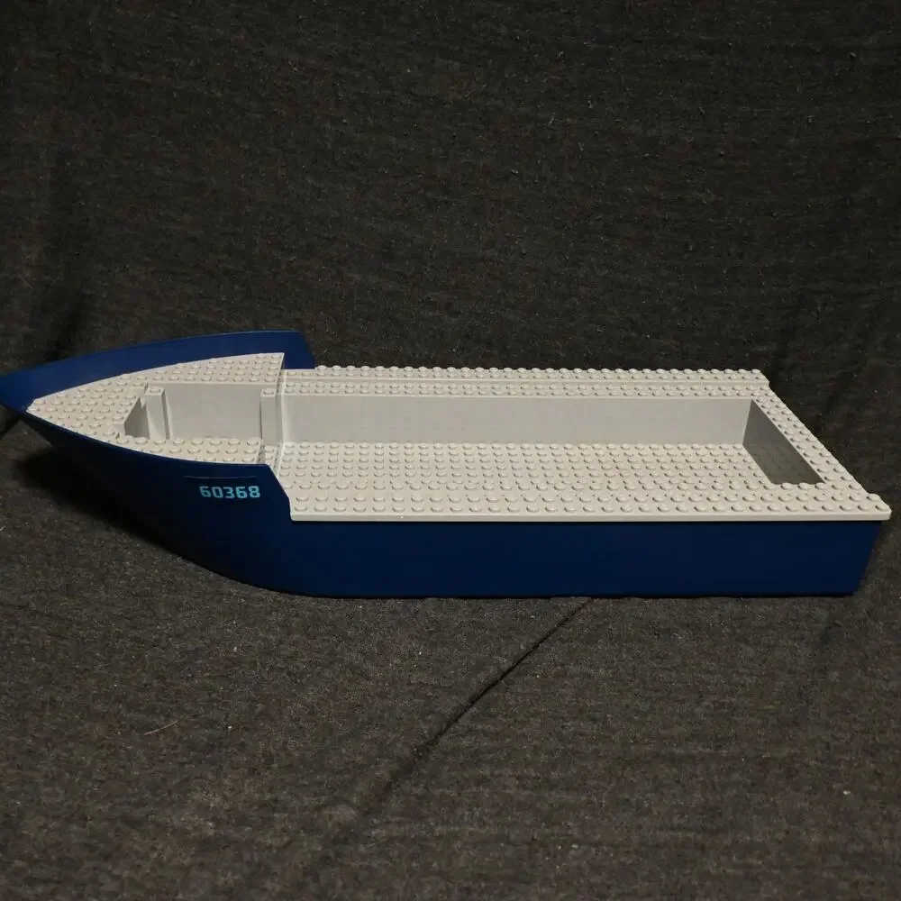 LEGO City Arctic Explorer Ship Hull 60368 (Part # 4245c01) 50x20x7